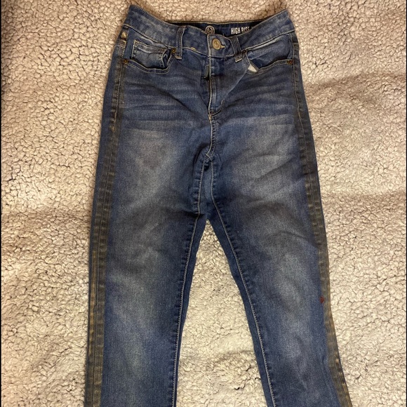 Jeans - Picture 1 of 2